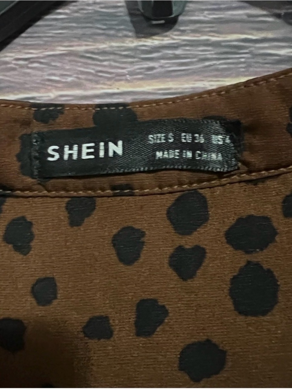 SHEIN Brown Leopard Print V-Neck Short Sleeve Blouse - Picture 4 of 4